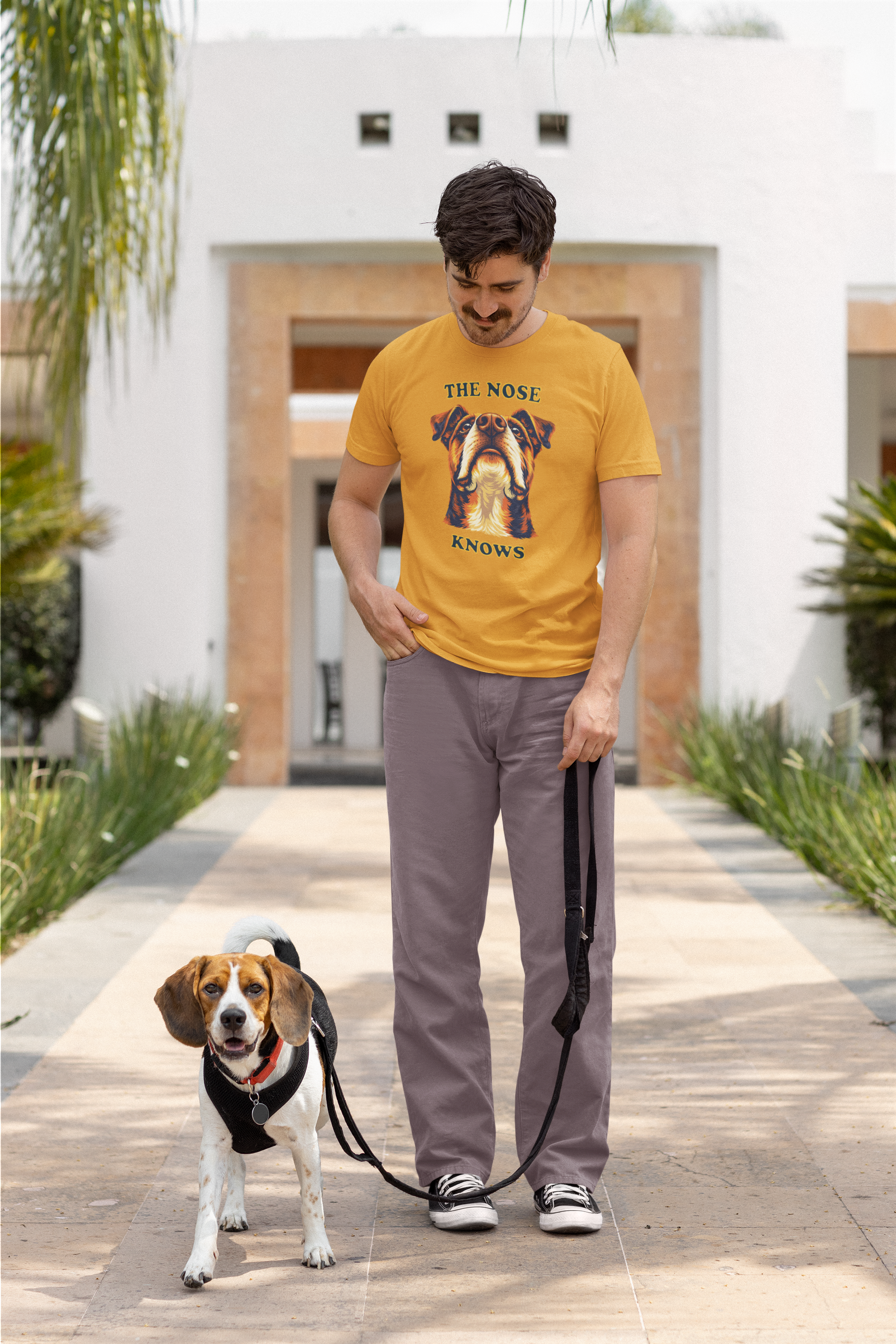 Boxer Lovers T-Shirt - "The Nose Knows"